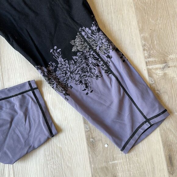 Torrid dark rose, purple and black yoga pants, size 4 - Picture 5 of 7